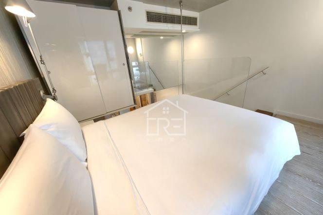 Loft one bedroom service apt 2mins to Langao Rd,free for gym & Wifi
