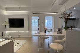 Xujiahui 2brs & nice compound  /  Spacious / Bright / Modern/ Quiet /  elevator