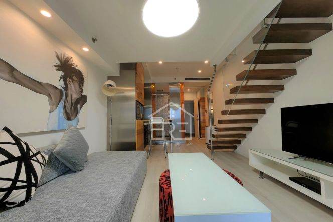 Loft one bedroom service apt 2mins to Langao Rd,free for gym & Wifi