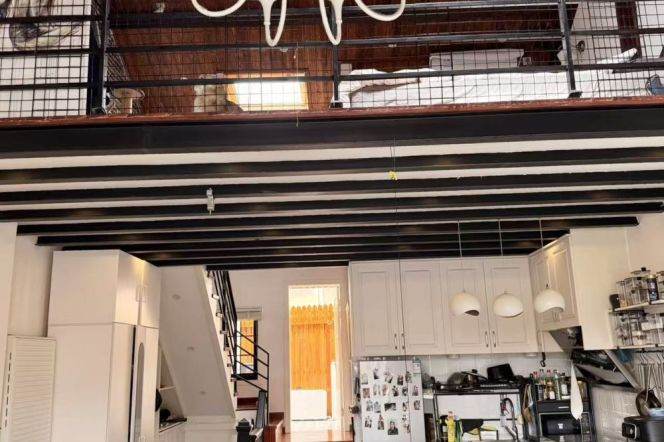 1 min to Line 1/10/12 South Shanxi Road St,1bedroom 80 sqm