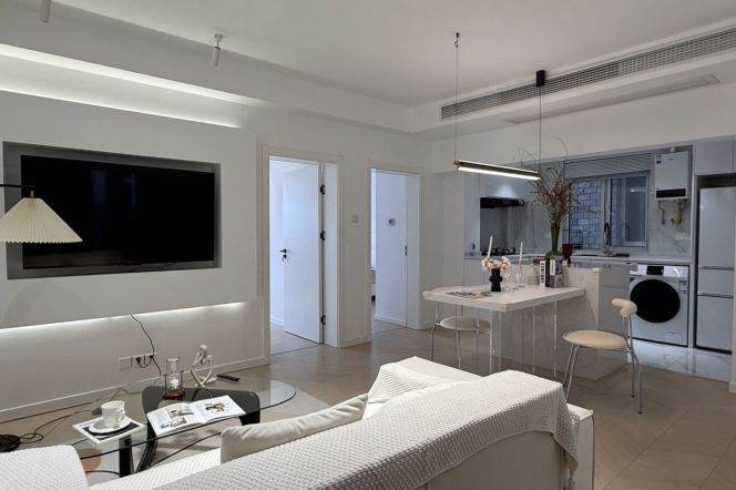 Xujiahui 2brs & nice compound  /  Spacious / Bright / Modern/ Quiet /  elevator