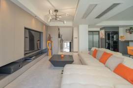 Central Xuhui 2+1 BR, with 3 bathrooms, first time rent out