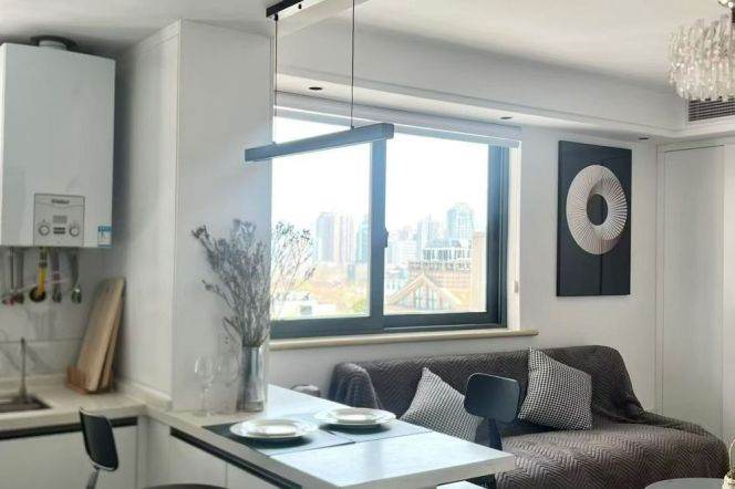 High rise 2brs near Hengshan Road