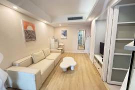 Elevator 1BR-Yan'an West Road-12-minute ride to Line 2/11-Jiangsu Road