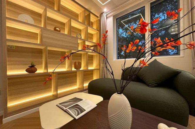 Quality 1br apt with elevator,close to Longbaixincun,Line 10, Mixc shopping mall