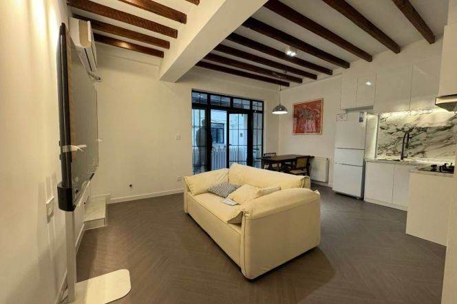 Jiashan Rd Station 1Br with Open Balcony Line9/12