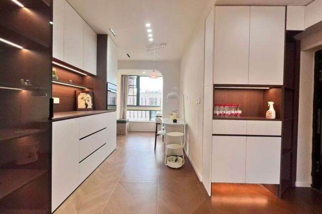 Morden&Bright 3Bdrs 2Baths /Floor Heating @Wuzhong Rd &Line 15