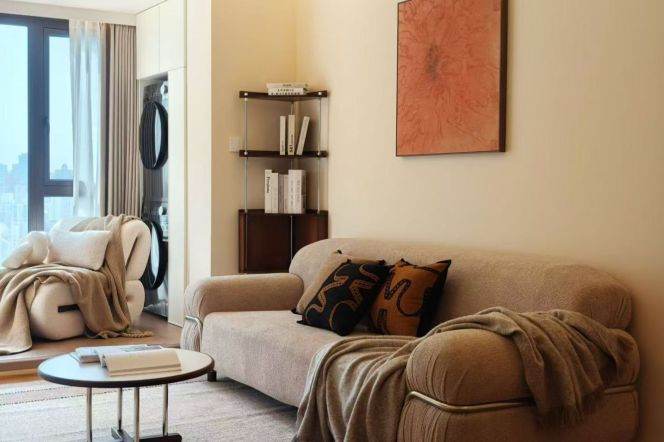 Stunning River View 1BR | First Time Rent