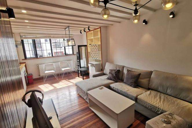 11.5k  Duplex 2Br 2Bathr Nr South Shaanxi Rd.line1/10/12