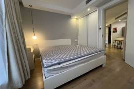 1 br near L3/L4 west yan'an rd station+elevator