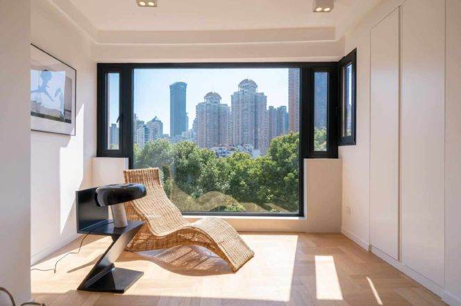 3BR 2BA Riverside Apartment | Steps from Hanzhong Road Station