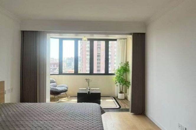 High rise 2brs near Hengshan Road