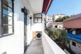 Nice Balcony 1Br/1Lr/1Bt apt nr Hengshan rd,M1/7/9/12