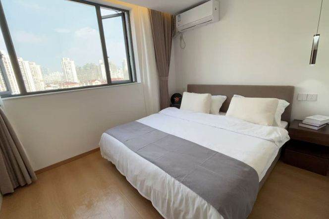 Spacious-Fashion-lift-1Br-Nr Huadong Jiaotong uni-Caoyang rd/Putuo area/L3/4/11/13/14