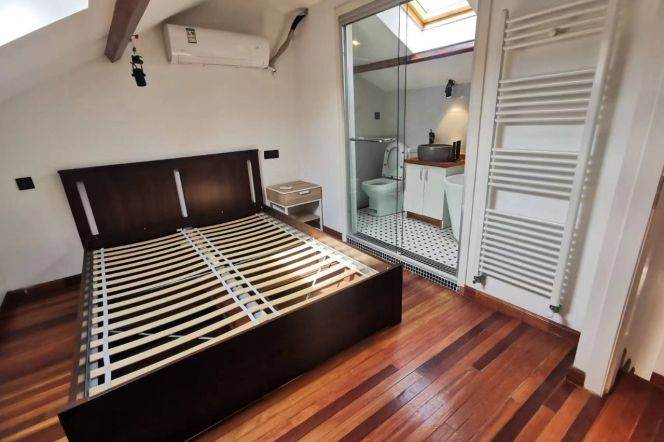 11.5k  Duplex 2Br 2Bathr Nr South Shaanxi Rd.line1/10/12