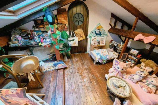 Good lighting 3brs&2baths near Jiangsu Road