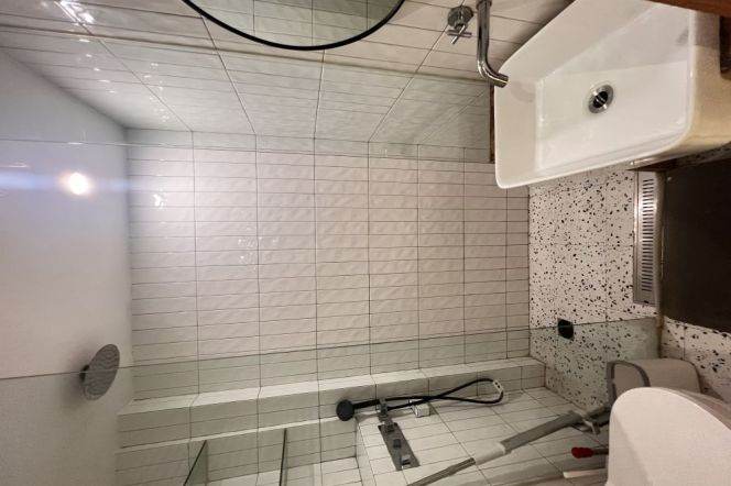 Xujiahui Nice 2BR only 8K available now 