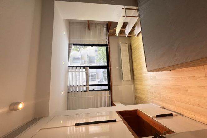 Xujiahui Nice 2BR only 8K available now 