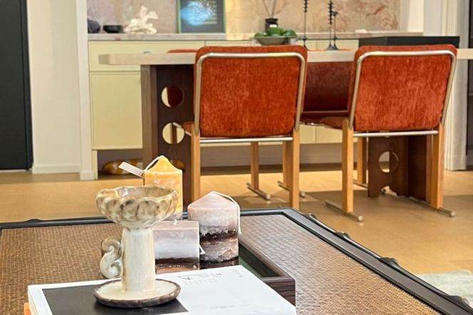 Spacious 2Brs/2Lrs/2Bts apt nr Jiashan rd,M9/12