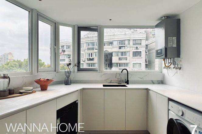 Garden Compound/Gym+Pool+Tennis/Gubei Area/Elevator/Balcony/Large Storages/Cozy3br2bt