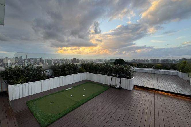 Duplex 3BR with great view| large terrace