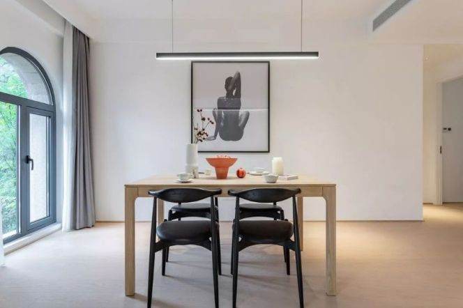 2BR 2BA Ground-Floor Garden Residence in High-end Compound | Julu Road