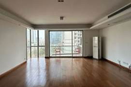 Anfu rd 4+1br290sqm