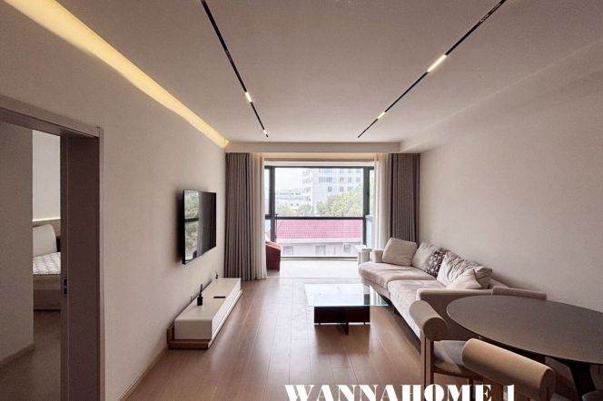 Nice View+Spacious&Modern&Bright 3Bdrs 2Baths Apt+L2 Wei Ning Rd+Green Compound