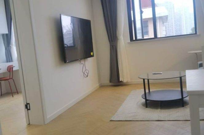 Jinshajiang rd/spacious 1br 2lr/separate living room/NR ECNU@L13/3/4