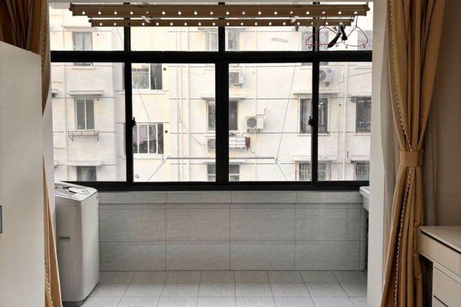 Elegent 2Brm Near Line 4 Yishan Rd