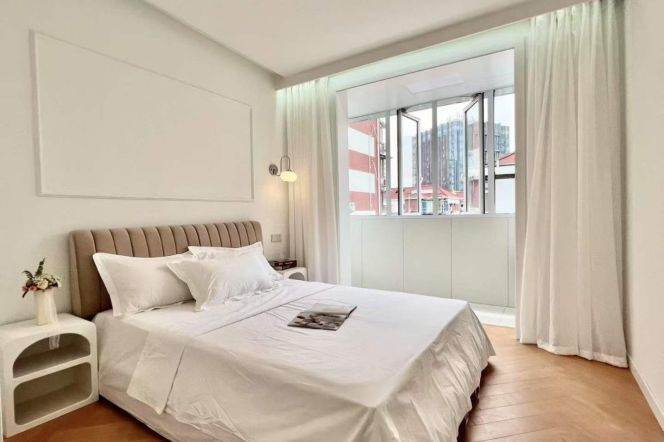 Hongqiao rd/charming 1br 1lr/all bright room/oven/central AC@L10/3/4