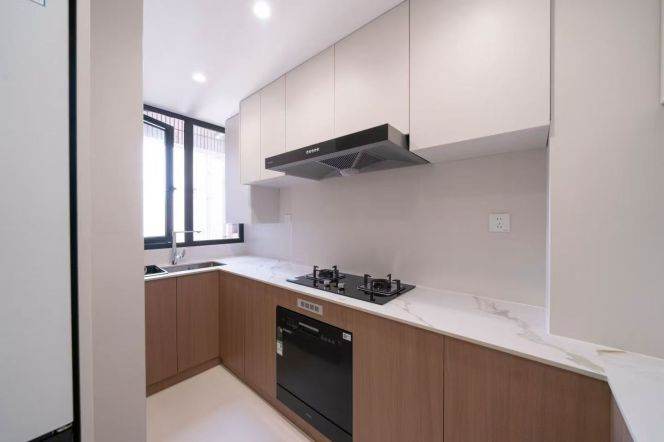 Zhongshan park elevator 2BR apartment