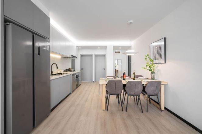 Mordern 4Brm With Floor Heating & A Balcony Near Line 4 Luban Rd