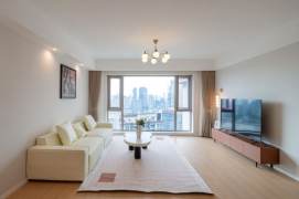 Modern 2brs with floor heating and river view in Lujiauzi