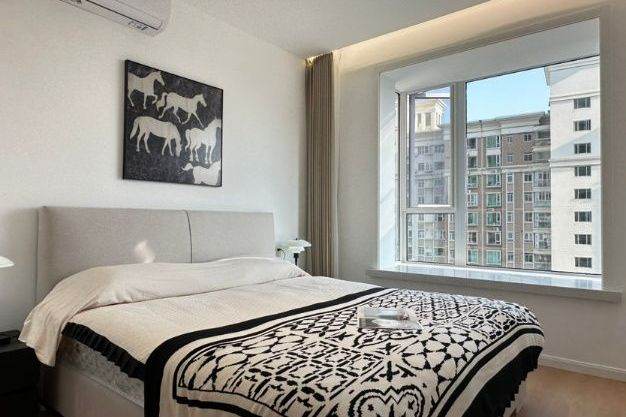 2BR 2BA Residence in Lianyang / Century Park, Pudong