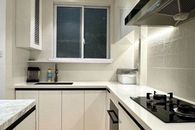 good value- bright& cosy 1bed with elevator - line 1 hengshan road 