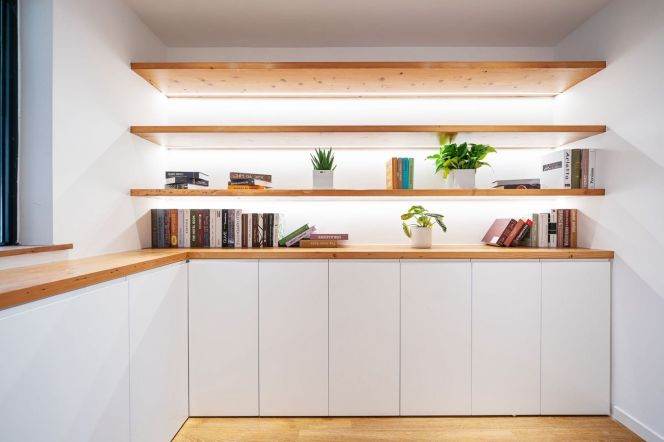 2BR Residence w/Heating&Balcony nr Hengshan Rd Station