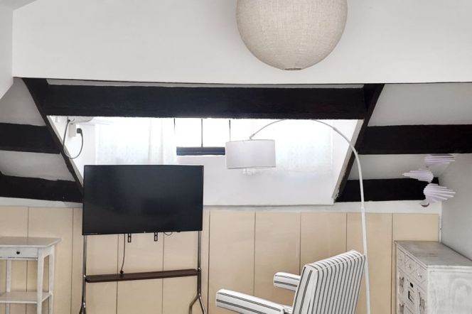 High ceiling 1Br/1Lr/1Bt apt nr dapuqiao,M9