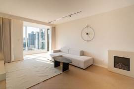 Freshly Renovated 3BR 2BA Residence nr Century Park