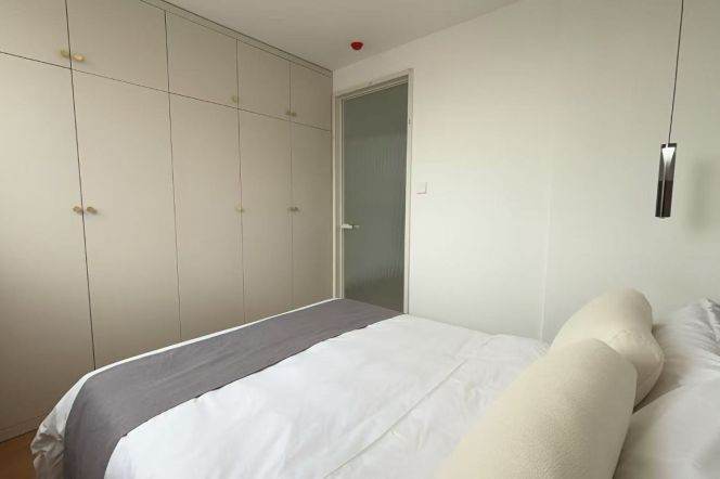   Spacious-Fashion-lift-1Br-Nr Huadong Jiaotong uni-Caoyang rd/Putuo area/L3/4/11/13/14