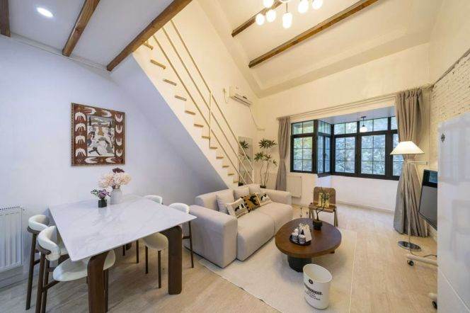 High ceiling 1Br/1Lr/1Bt apt nr Jingan temple,M2/7/14