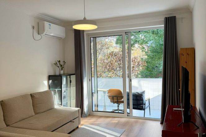 2 Brs, 1 Living room with Open Balcony, 100 sqm @ Shanghai library L10