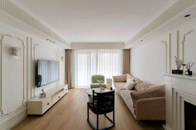 The Courtyards high floor spacious 3brs/2lv/2bt apt with balcony; L2/11