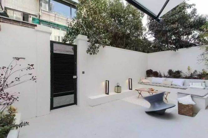 IAPM Fuxing M. rd/Fenyang rd floor heating 3br/2lr/2ba apt with garden;L1/10/12 