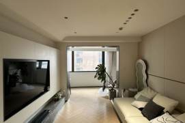 1 Big Br, 1 Living room with Central ac and dryer, 80 sqm @ West Yan’an metro L3&4