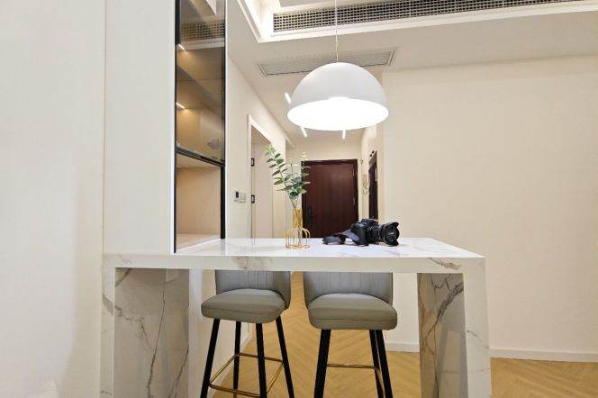 Morden&Bright 2Bdrs @Weining Rd &Line 2