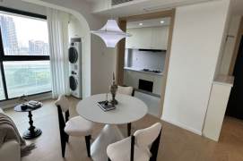 3 Brs, 1 Bath, 130 sqm, High rise Building with Oven / Dryer @ Tangqiao station L4