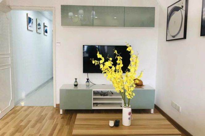 Caoyang rd/elevator 1br 1lr/bright room/cozy&clean@L11/14/3/4