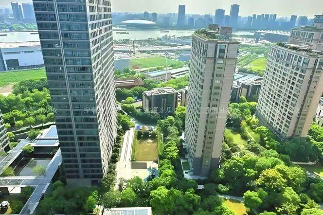 modern 2brs floor heating modern furniture beside Huang pu river line 4,8 