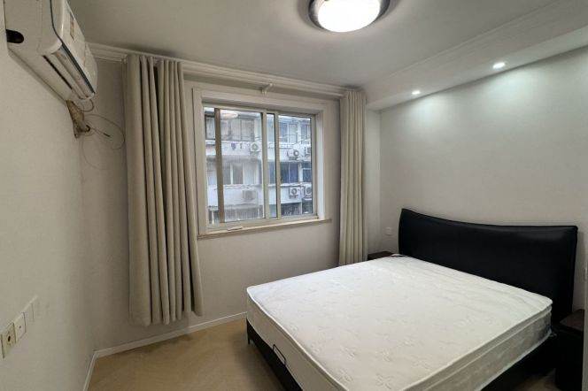 Tongge Neighborhood — Rare 2BR Flat